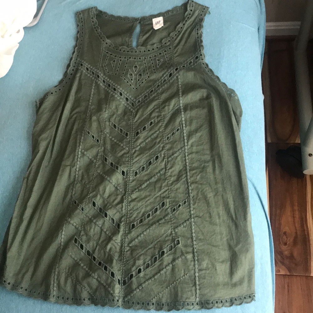 eyelit tank top